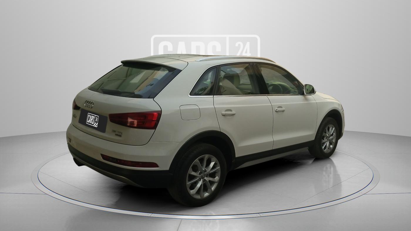 2016 Audi Q3 35 TDI Quattro, Diesel, Automatic, 60,697 km, Right Back Diagonal
