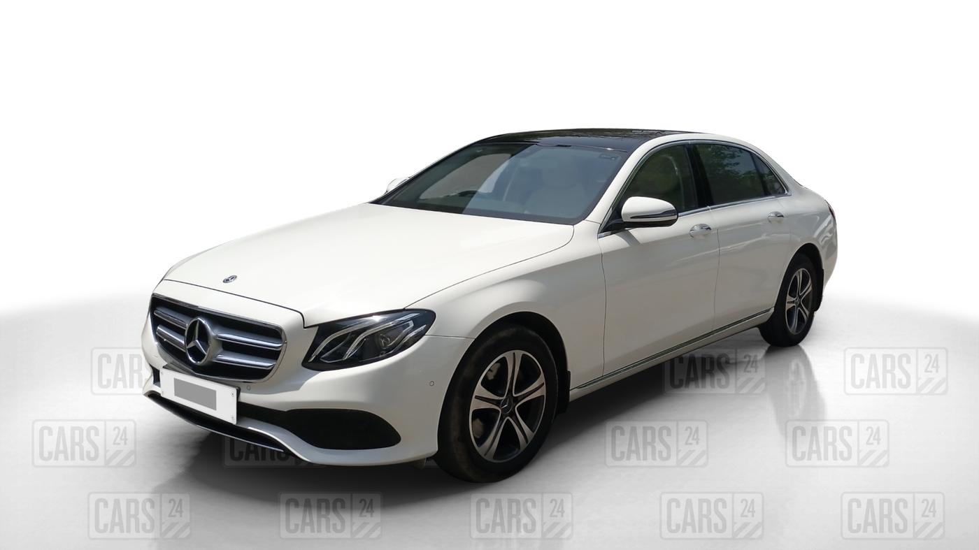 2020 Mercedes Benz E Class E 200 EXCLUSIVE, Petrol, Automatic, 44,351 km, Left Front Diagonal