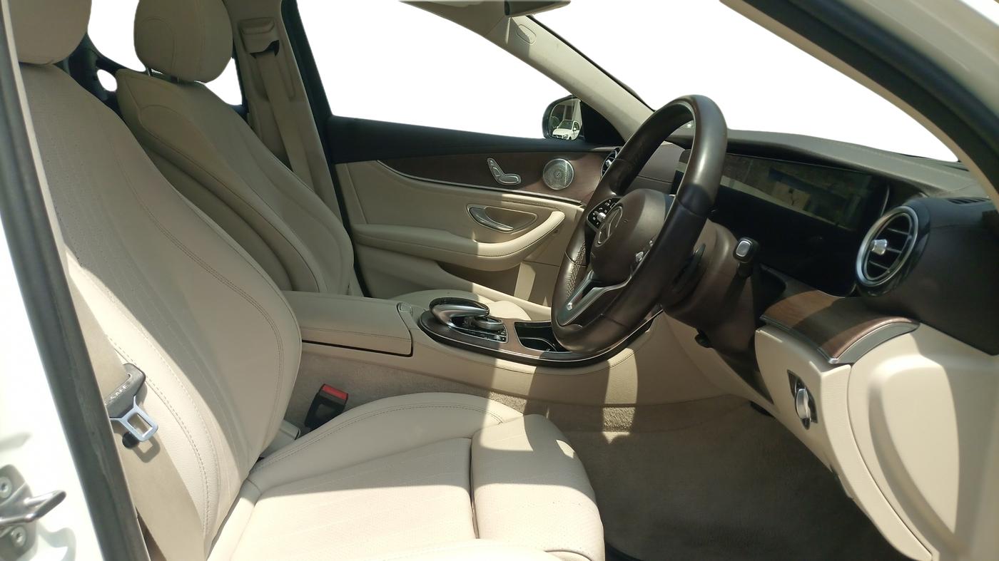 2020 Mercedes Benz E Class E 200 EXCLUSIVE, Petrol, Automatic, 44,351 km, Right Side Front Door Cabin