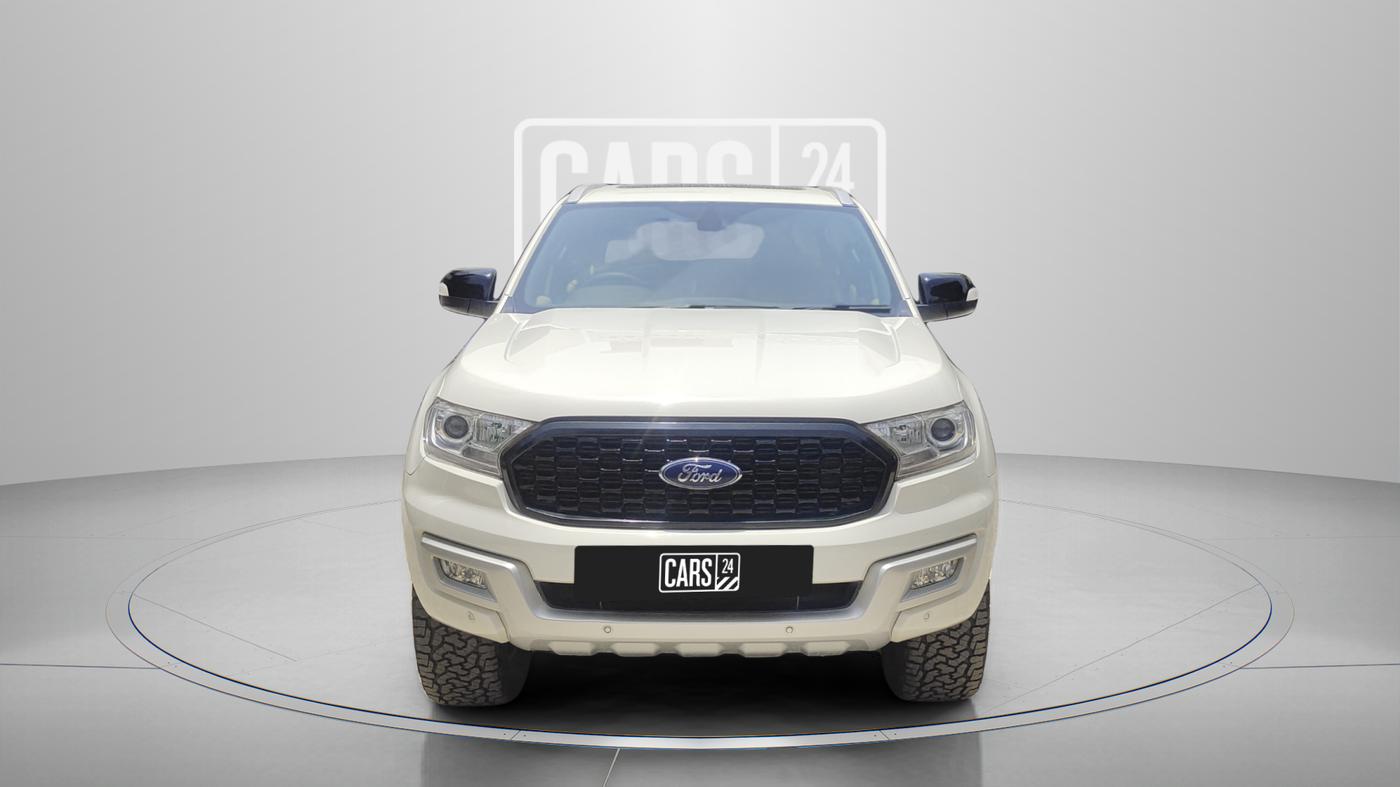 2017 Ford Endeavour TITANIUM 3.2 4X4 AT, Diesel, Automatic, 1,01,838 km, Front