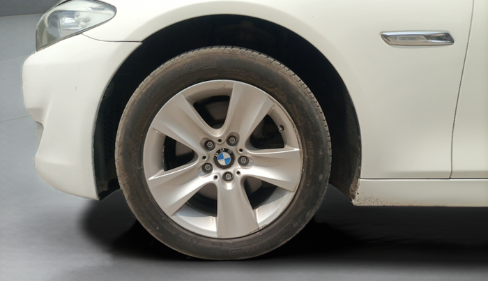 2010 BMW 5 Series 523I, Petrol, Automatic, 68,557 km, Left Front Wheel