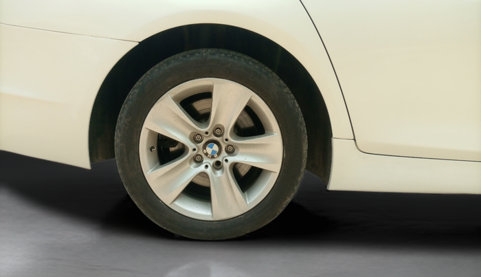 2010 BMW 5 Series 523I, Petrol, Automatic, 68,557 km, Right Rear Wheel