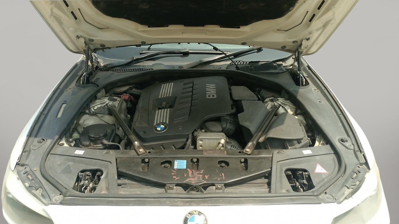 2010 BMW 5 Series 523I, Petrol, Automatic, 68,557 km, Open Bonnet