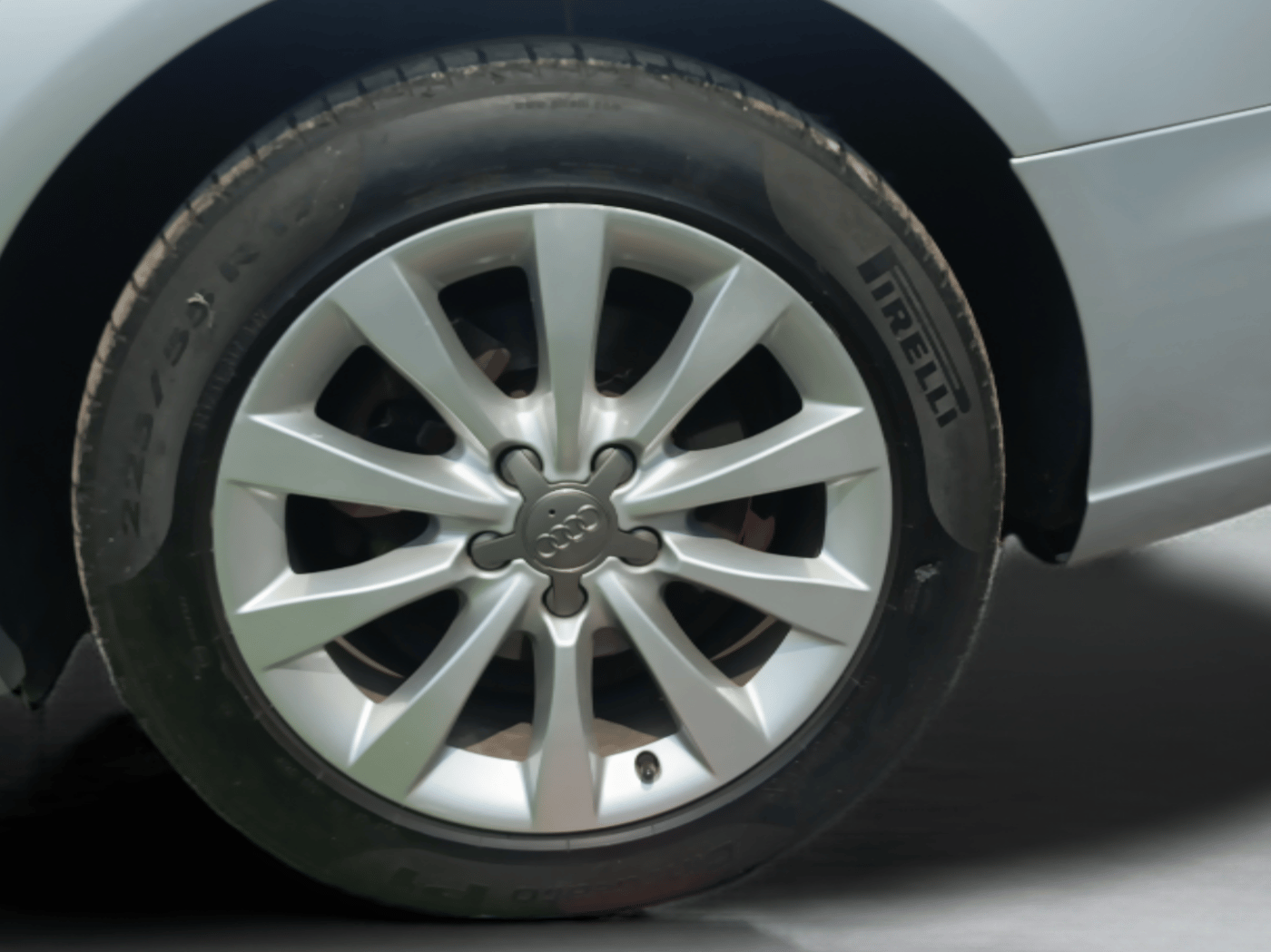 2014 Audi A6 35 TDI PREMIUM PLUS, Diesel, Manual, 59,273 km, Left Rear Wheel