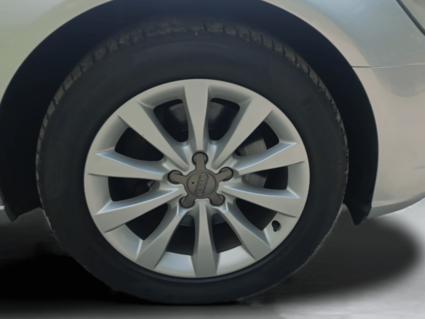 2014 Audi A6 35 TDI PREMIUM PLUS, Diesel, Manual, 59,273 km, Right Front Wheel