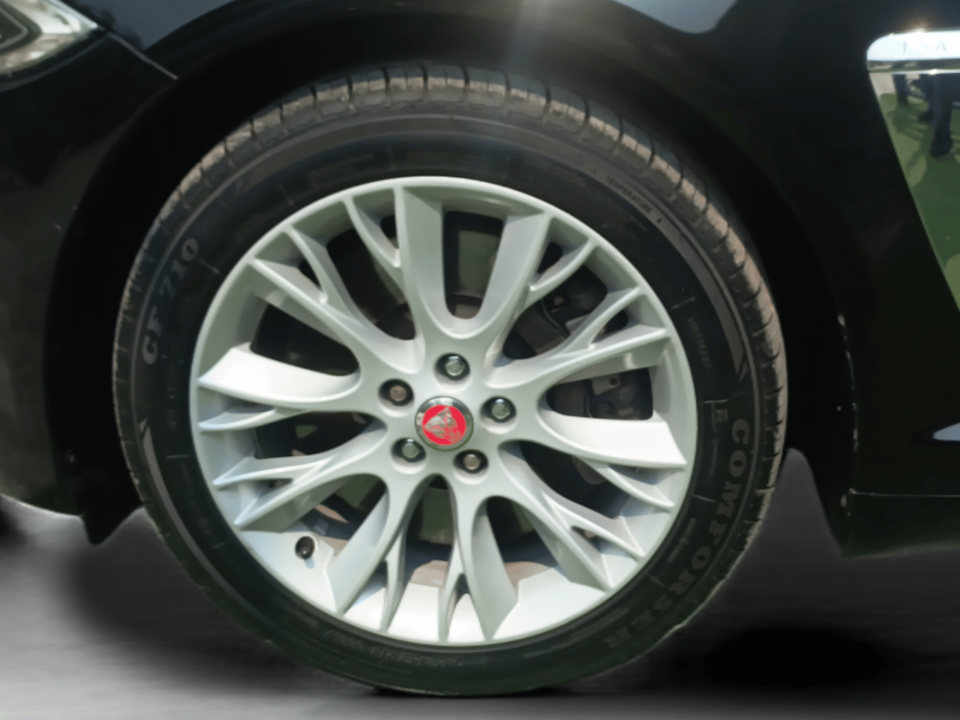 2014 Jaguar XF 3.0 DIESEL, Diesel, Automatic, 47,147 km, Left Front Wheel