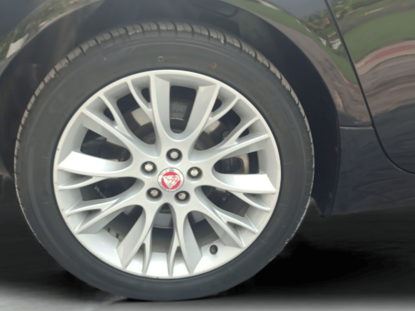 2014 Jaguar XF 3.0 DIESEL, Diesel, Automatic, 47,147 km, Right Rear Wheel