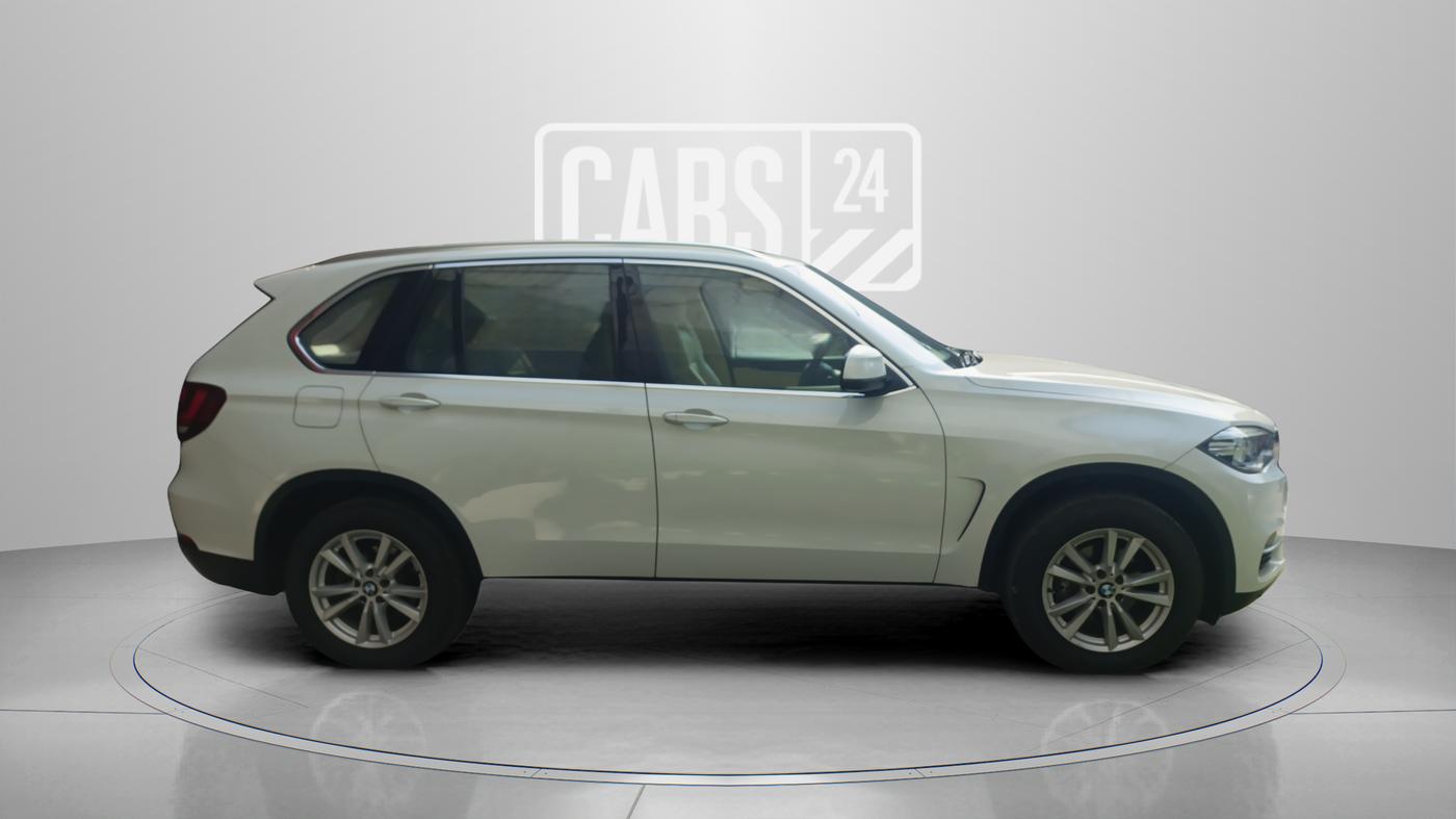 2015 BMW X5 XDRIVE 30 D, Diesel, Automatic, 1,12,310 km, Right Side View