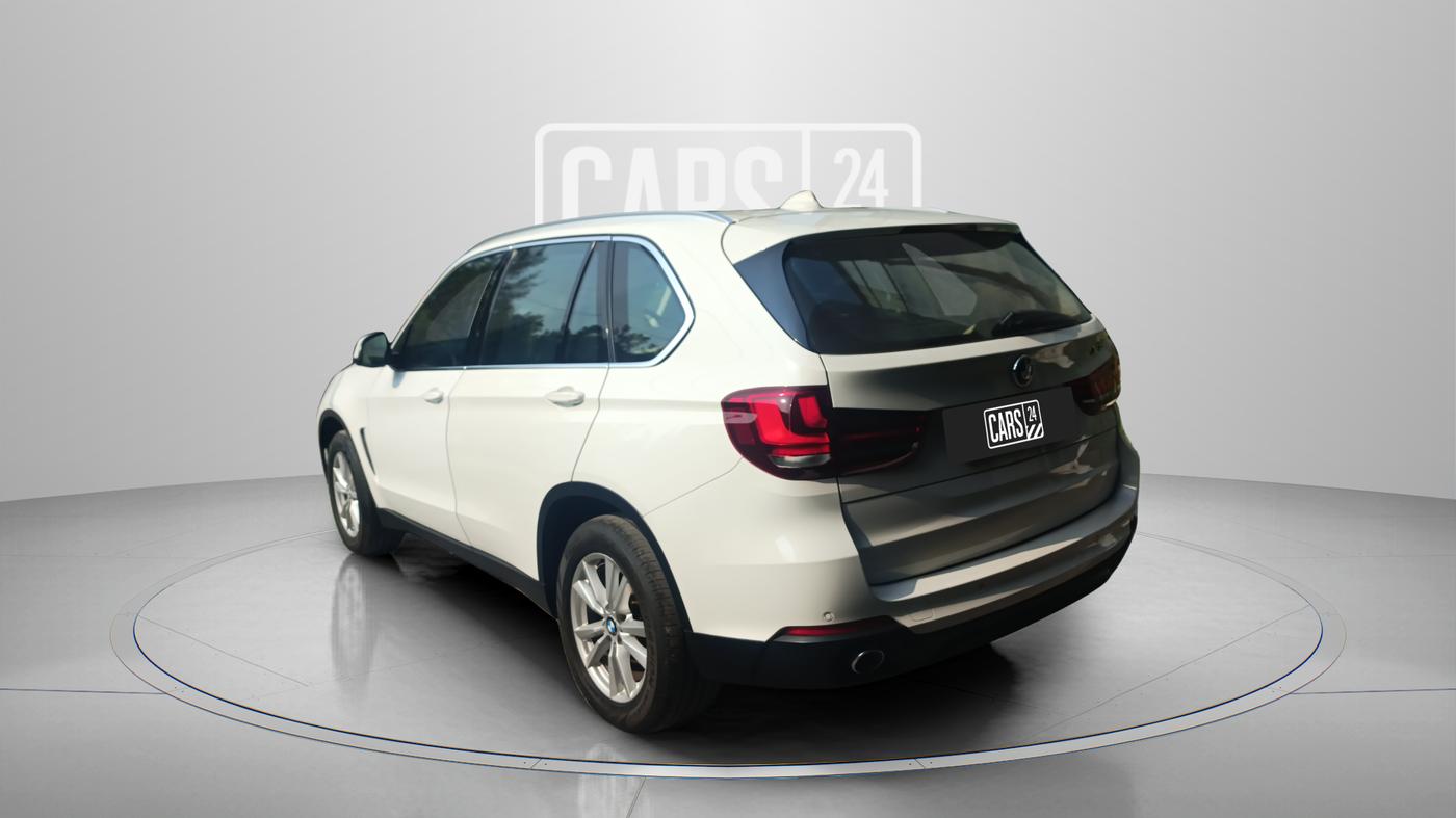2015 BMW X5 XDRIVE 30 D, Diesel, Automatic, 1,12,310 km, Left Back Diagonal