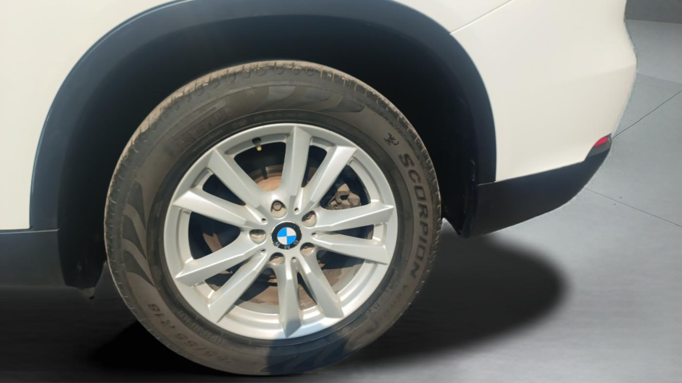2015 BMW X5 XDRIVE 30 D, Diesel, Automatic, 1,12,310 km, Left Rear Wheel