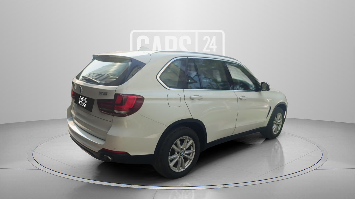2015 BMW X5 XDRIVE 30 D, Diesel, Automatic, 1,12,310 km, Right Back Diagonal