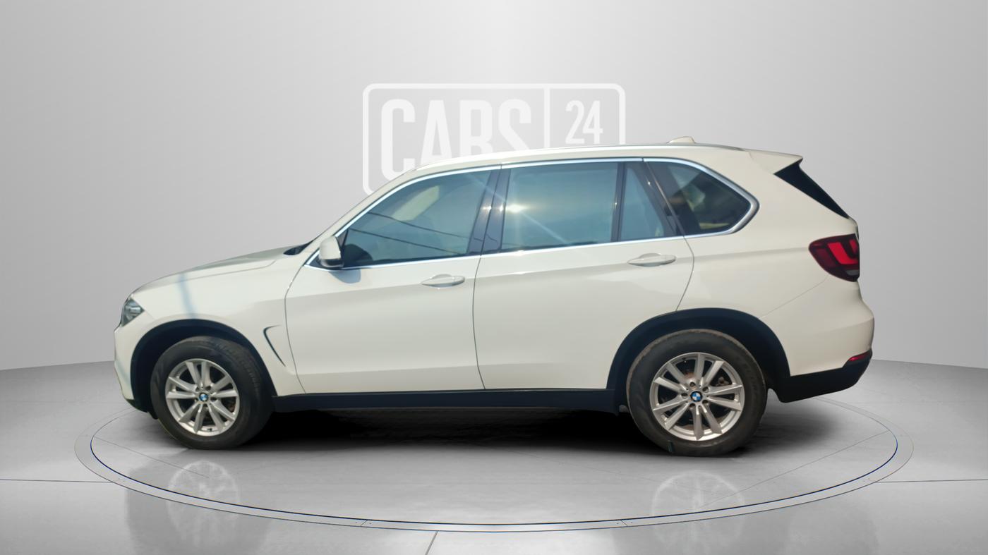2015 BMW X5 XDRIVE 30 D, Diesel, Automatic, 1,12,310 km, Left Side