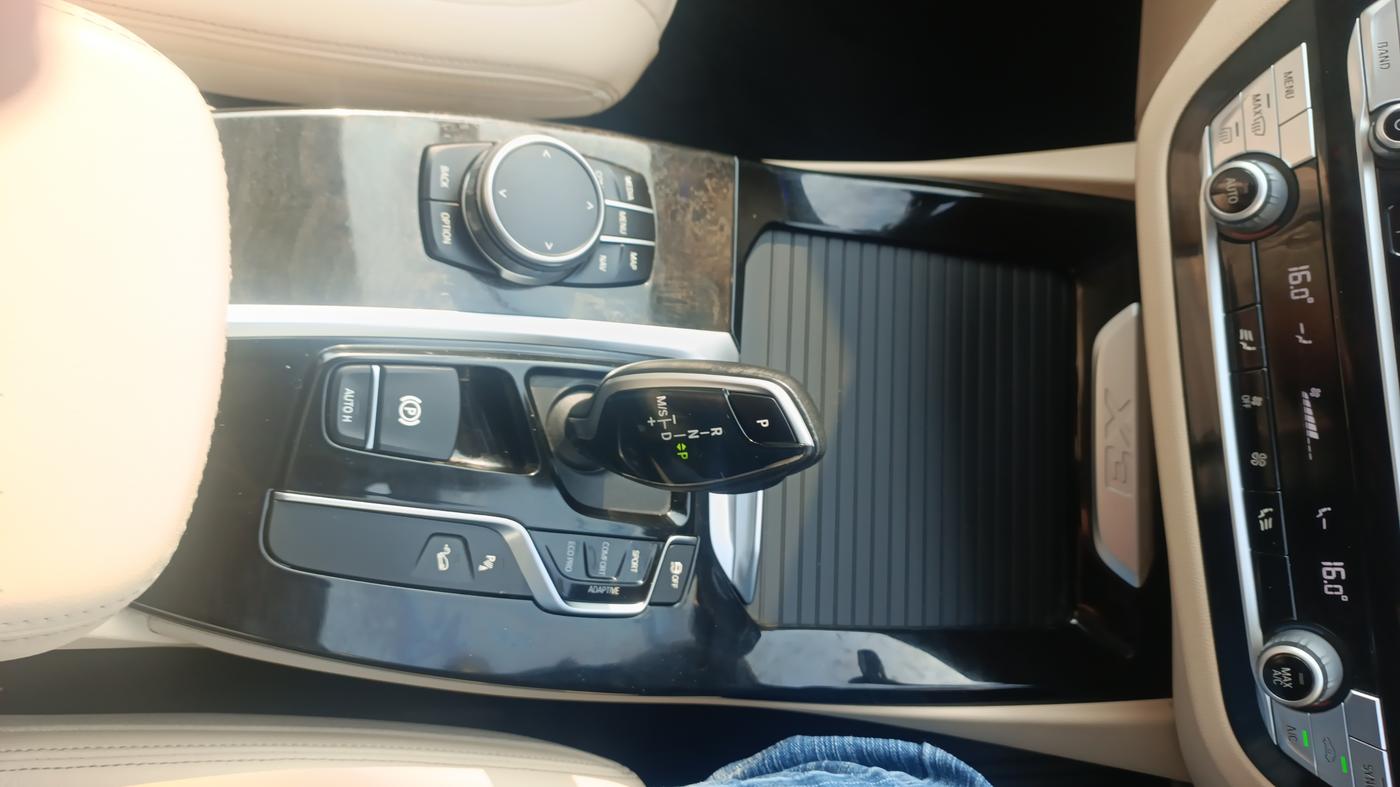 2020 BMW X3 xDRIVE 30i LUXURY LINE, Petrol, Automatic, 41,352 km, Gear Lever