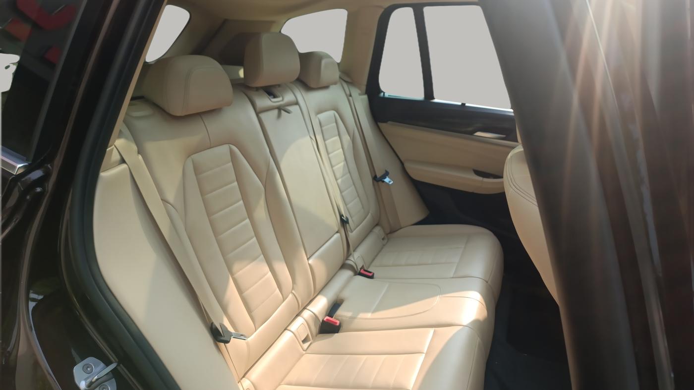2020 BMW X3 xDRIVE 30i LUXURY LINE, Petrol, Automatic, 41,352 km, Right Side Rear Door Cabin