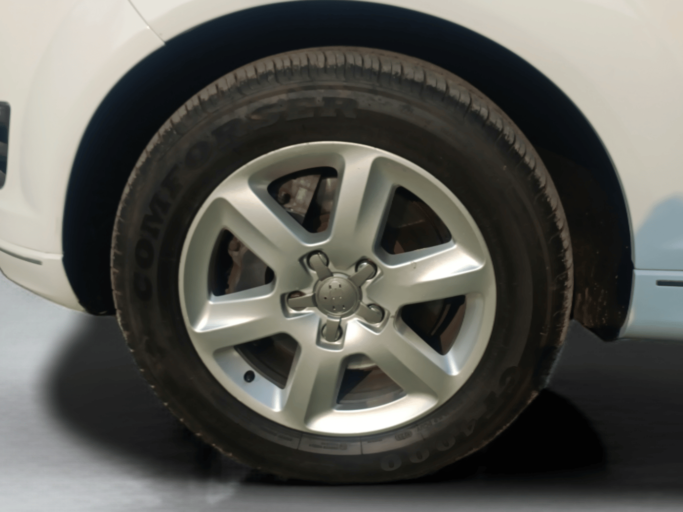 2013 Audi Q7 3.0 TDI QUATTRO, Diesel, Automatic, 85,878 km, Left Front Wheel