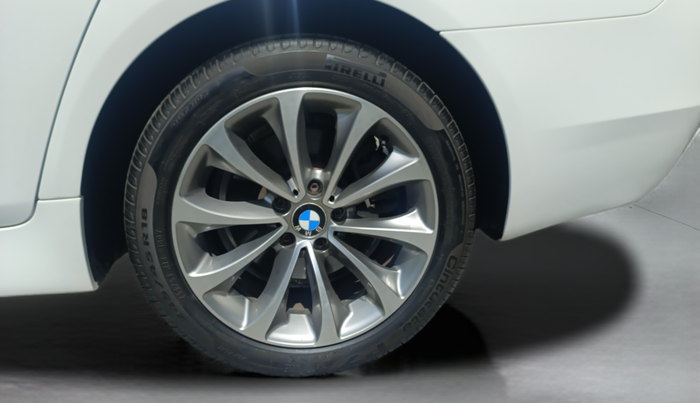 2016 BMW 5 Series 520I LUXURY LINE, Petrol, Automatic, 58,642 km, Left Rear Wheel