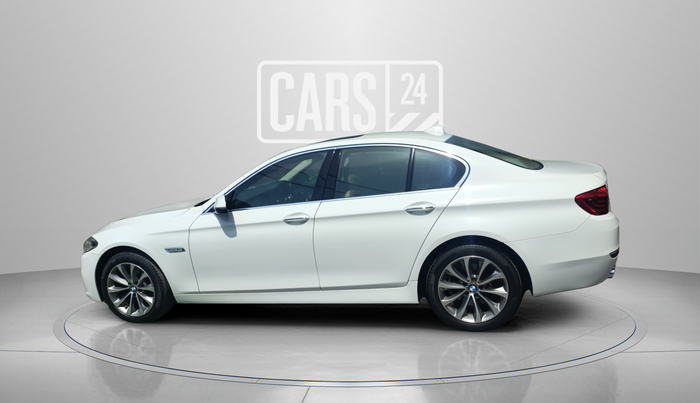 2016 BMW 5 Series 520I LUXURY LINE, Petrol, Automatic, 58,642 km, Left Side