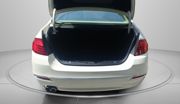 2016 BMW 5 Series 520I LUXURY LINE, Petrol, Automatic, 58,642 km, Boot Inside