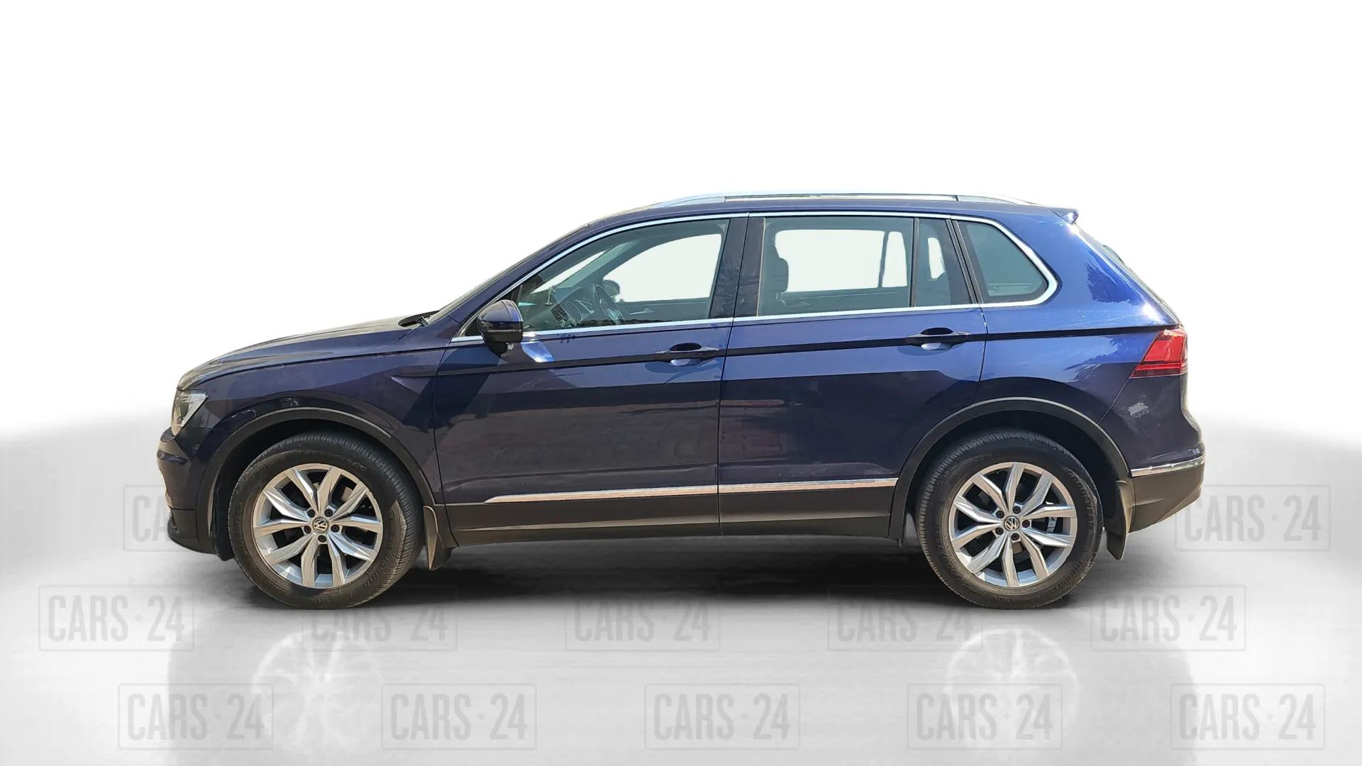 2017 Volkswagen TIGUAN HIGHLINE TDI AT, Diesel, Automatic, 1,12,000 km, Left Side