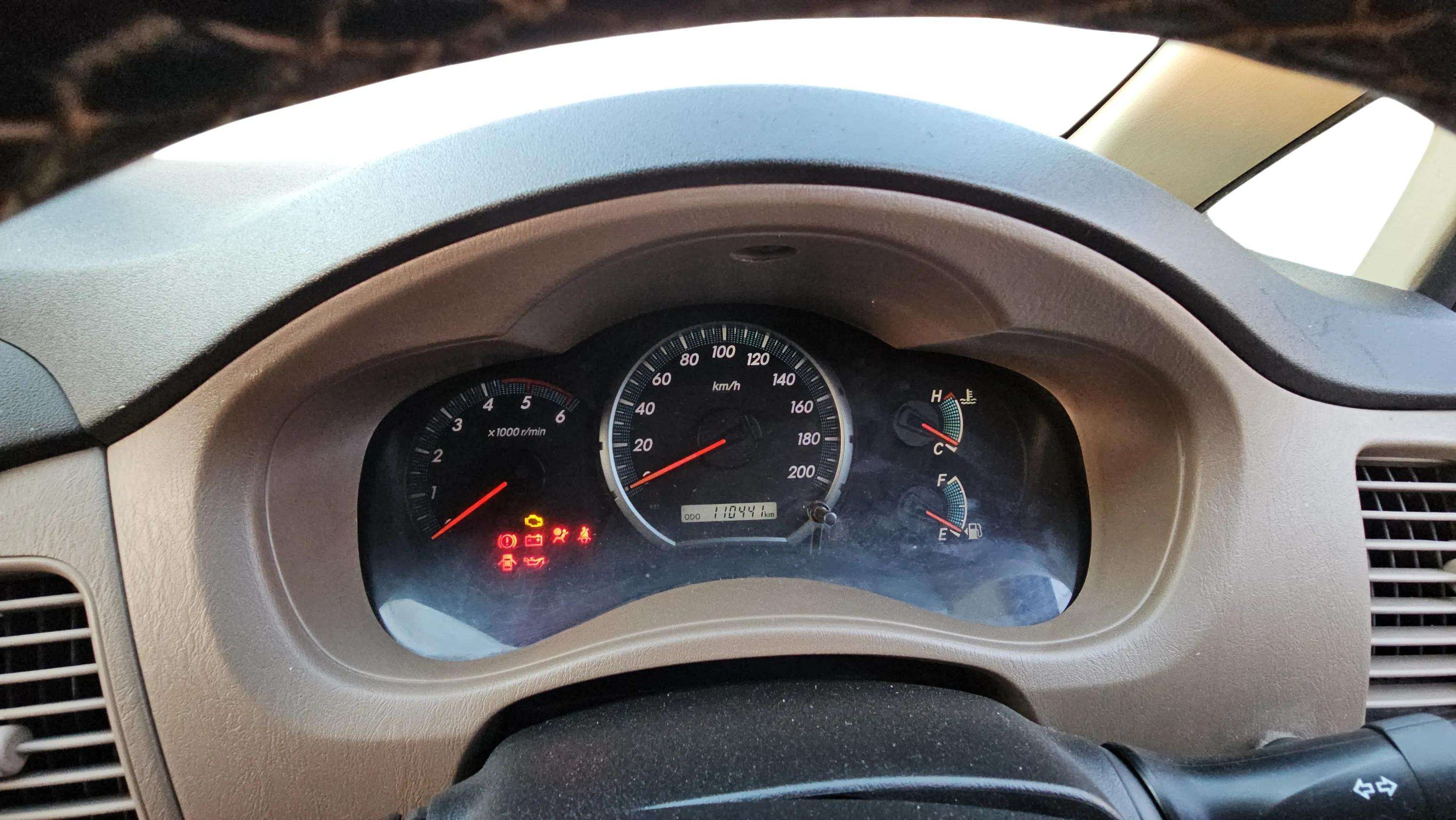 2015 Toyota Innova 2.5 VX 7 STR, Diesel, Manual, 89,000 km, Odometer Image