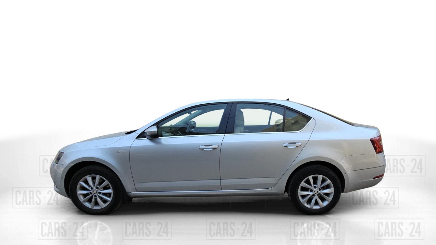 2017 Skoda Octavia 2.0 TDI L&K AT, Diesel, Automatic, 1,13,236 km, Left Side