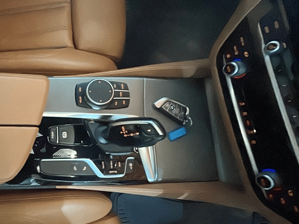 2019 BMW 5 Series 530I M SPORT, Petrol, Automatic, 52,973 km, Gear Lever