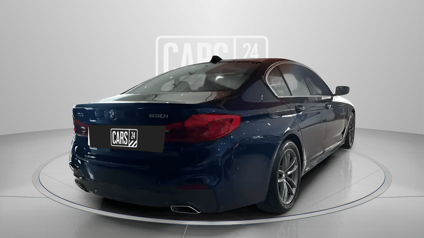 2019 BMW 5 Series 530I M SPORT, Petrol, Automatic, 52,973 km, Right Back Diagonal