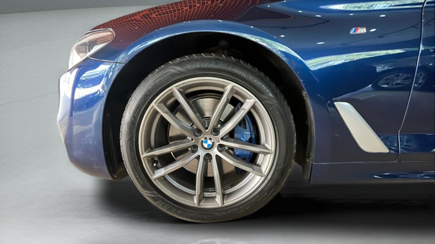 2019 BMW 5 Series 530I M SPORT, Petrol, Automatic, 52,973 km, Left Front Wheel