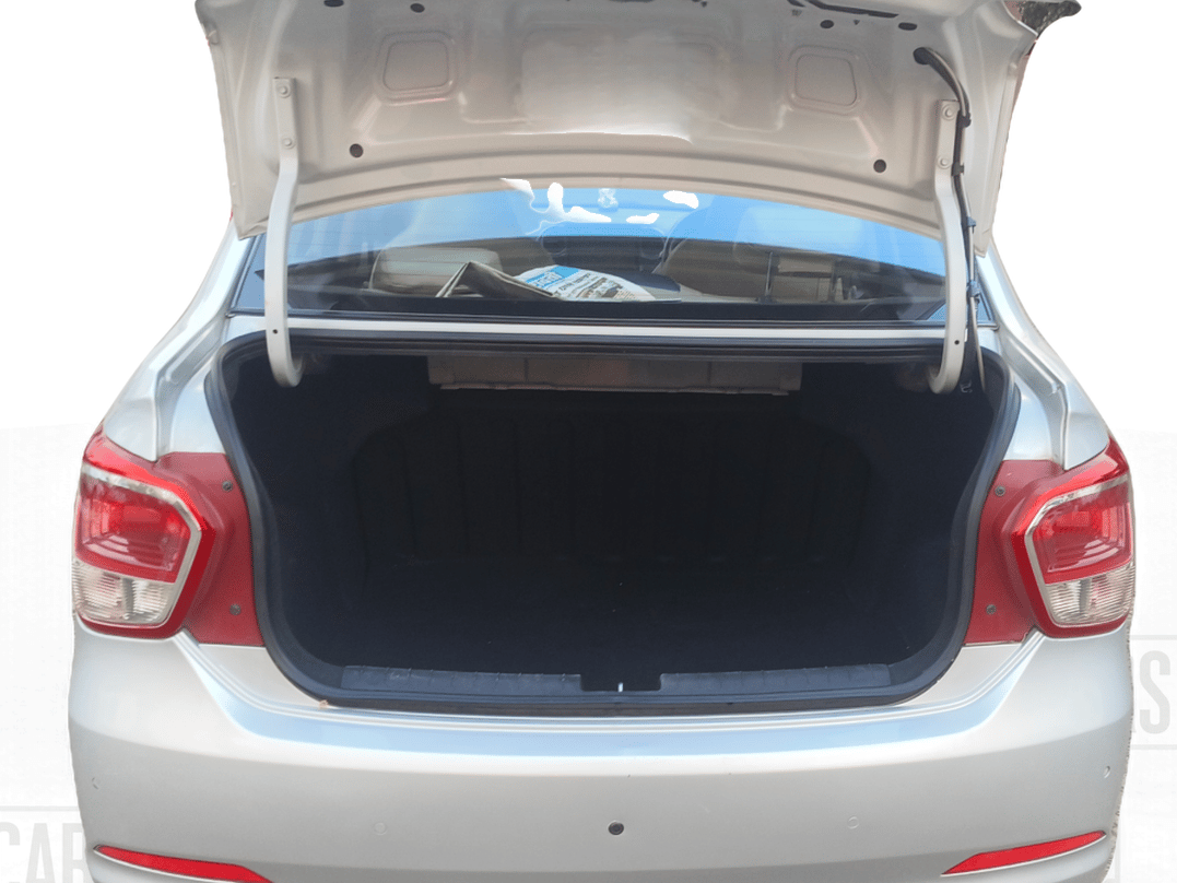 2015 Hyundai Xcent S 1.2, Petrol, Manual, 61,878 km, Boot Inside