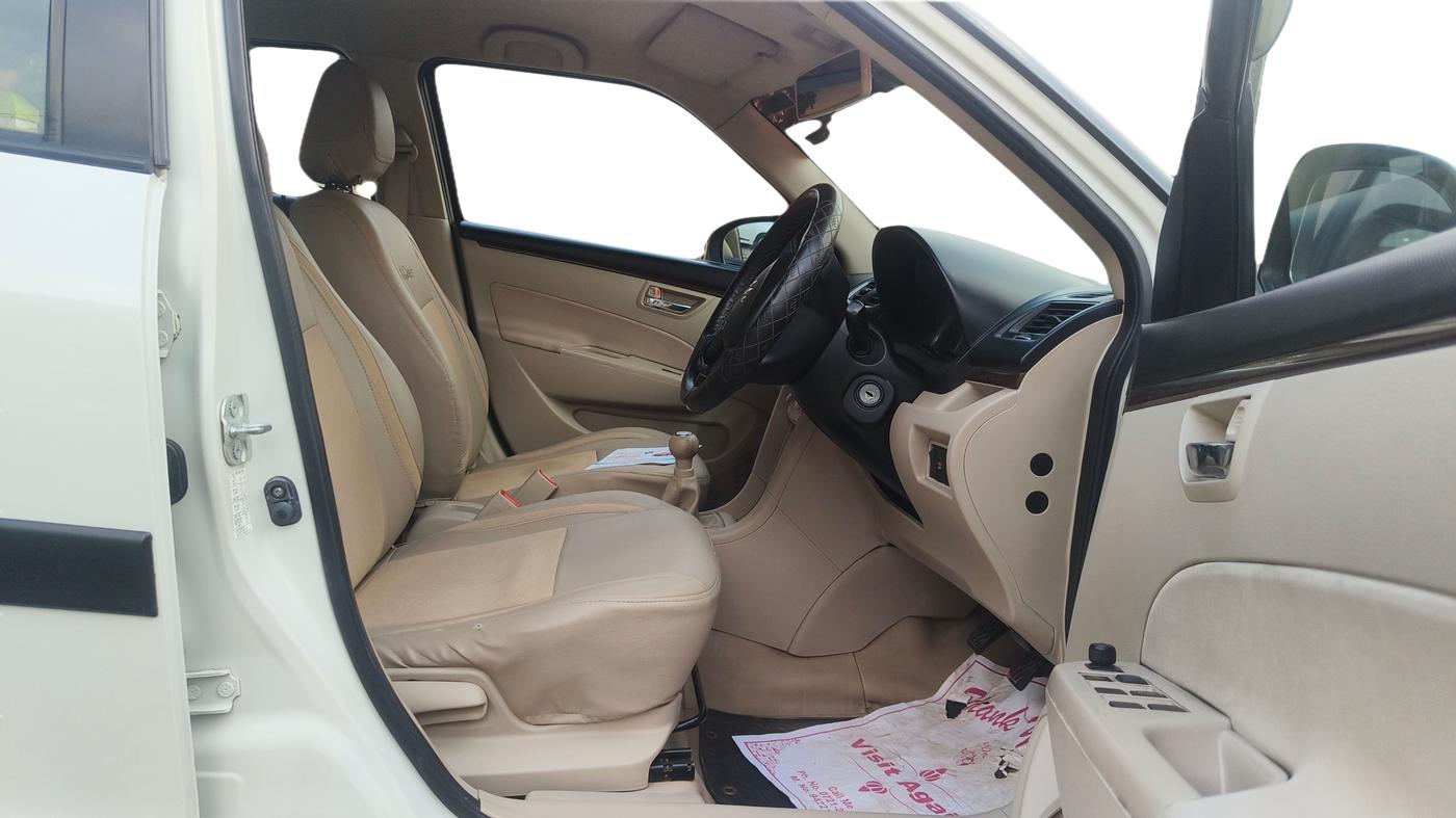 2015 Maruti Swift Dzire VXI, Petrol, Manual, 92,498 km, Right Side Front Door Cabin