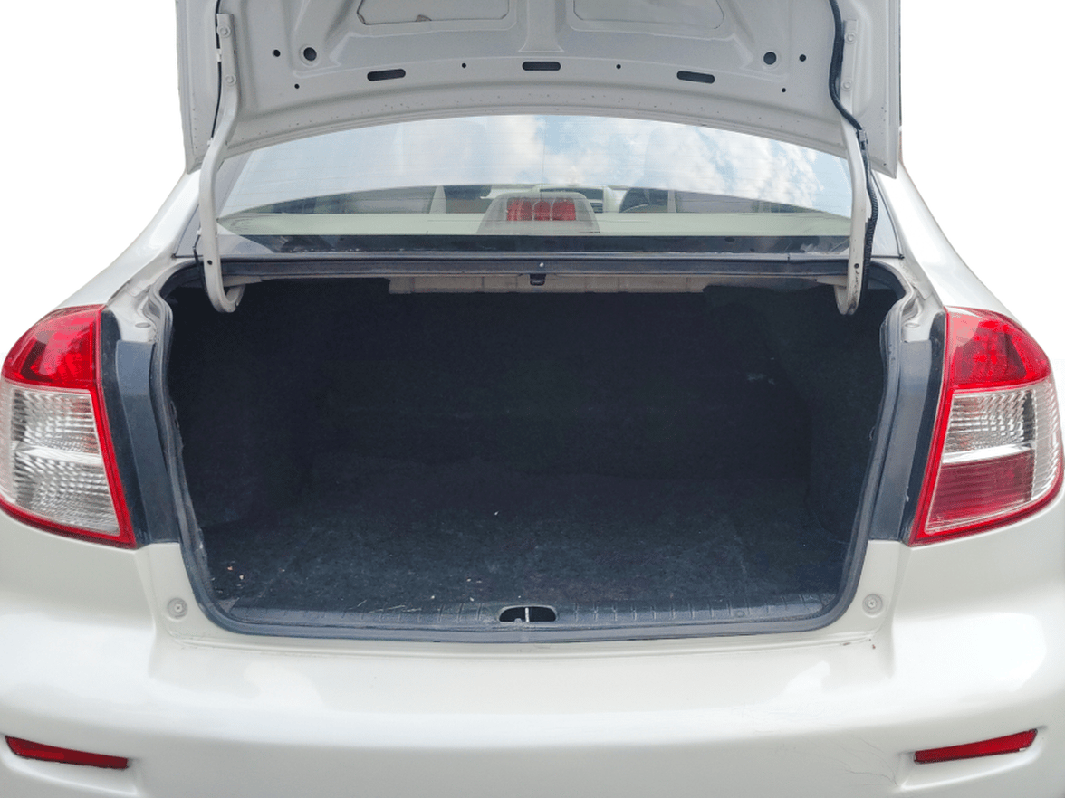 2013 Maruti SX4 VDI, Diesel, Manual, 1,13,124 km, Boot Inside
