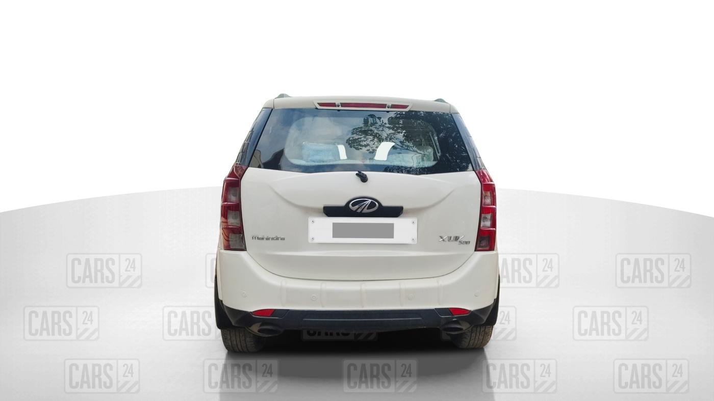 2012 Mahindra XUV500 W8, Diesel, Manual, 3,20,935 km, Back/Rear