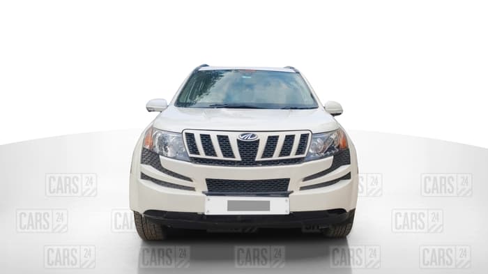 2012 Mahindra XUV500 W8, Diesel, Manual, 3,20,935 km, Front