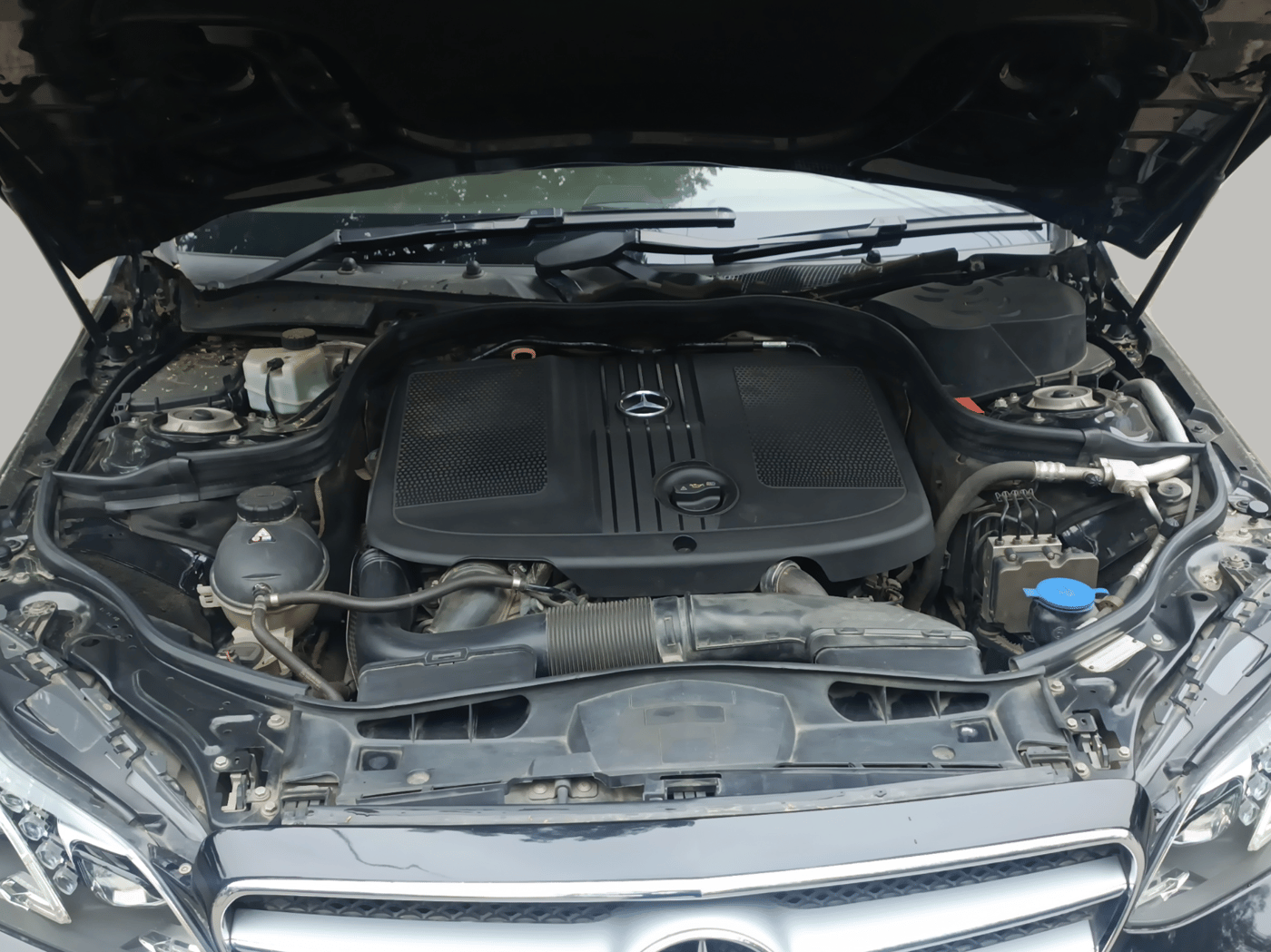 2015 Mercedes Benz E Class E 250 CDI EDITION E, Diesel, Automatic, 37,000 km, Open Bonnet
