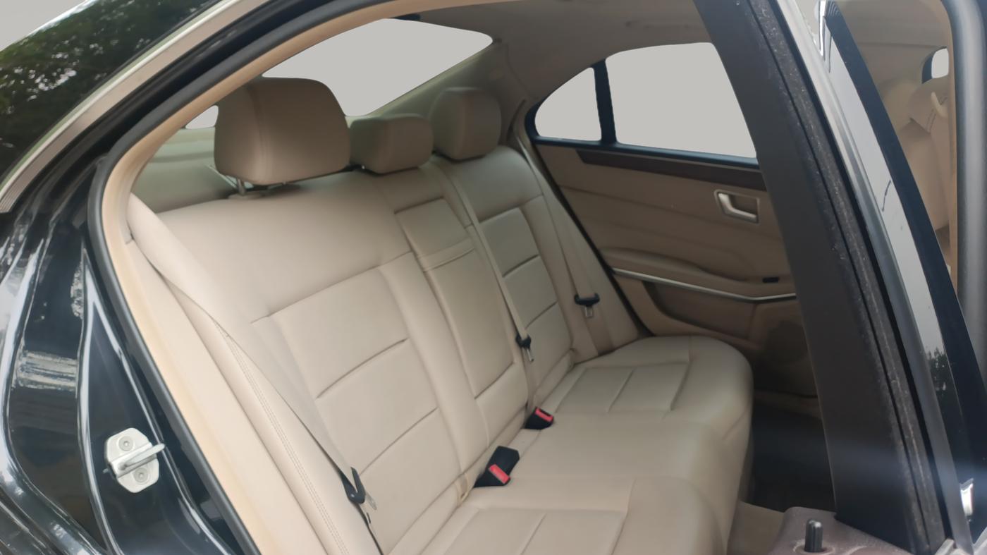2015 Mercedes Benz E Class E 250 CDI EDITION E, Diesel, Automatic, 37,000 km, Right Side Rear Door Cabin