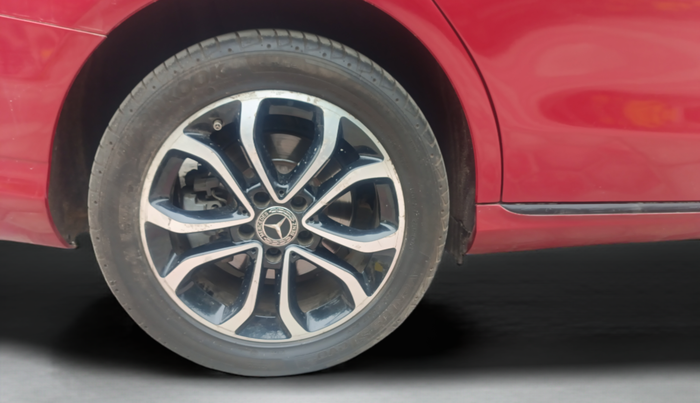 2018 Mercedes Benz C Class C 200 AVANTGARDE, Petrol, Automatic, 69,250 km, Right Rear Wheel