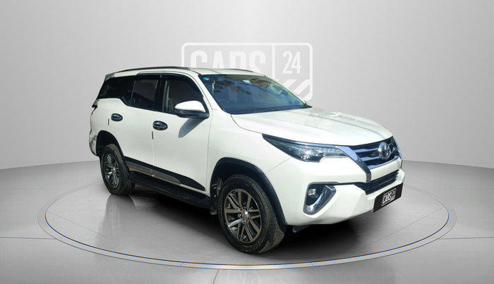 2018 Toyota Fortuner 2.8 4X4 AT, Diesel, Automatic, 1,72,524 km, Right Front Diagonal