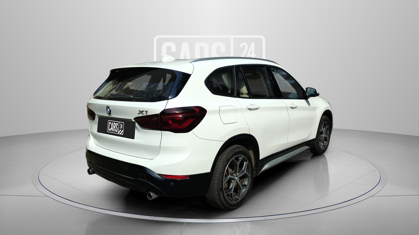 2016 BMW X1 sDrive 20d Expedition, Diesel, Automatic, 82,845 km, Right Back Diagonal