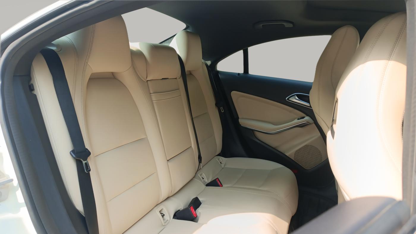 2015 Mercedes Benz CLA Class CLA 200 CDI SPORT, Diesel, Automatic, 97,382 km, Right Side Rear Door Cabin