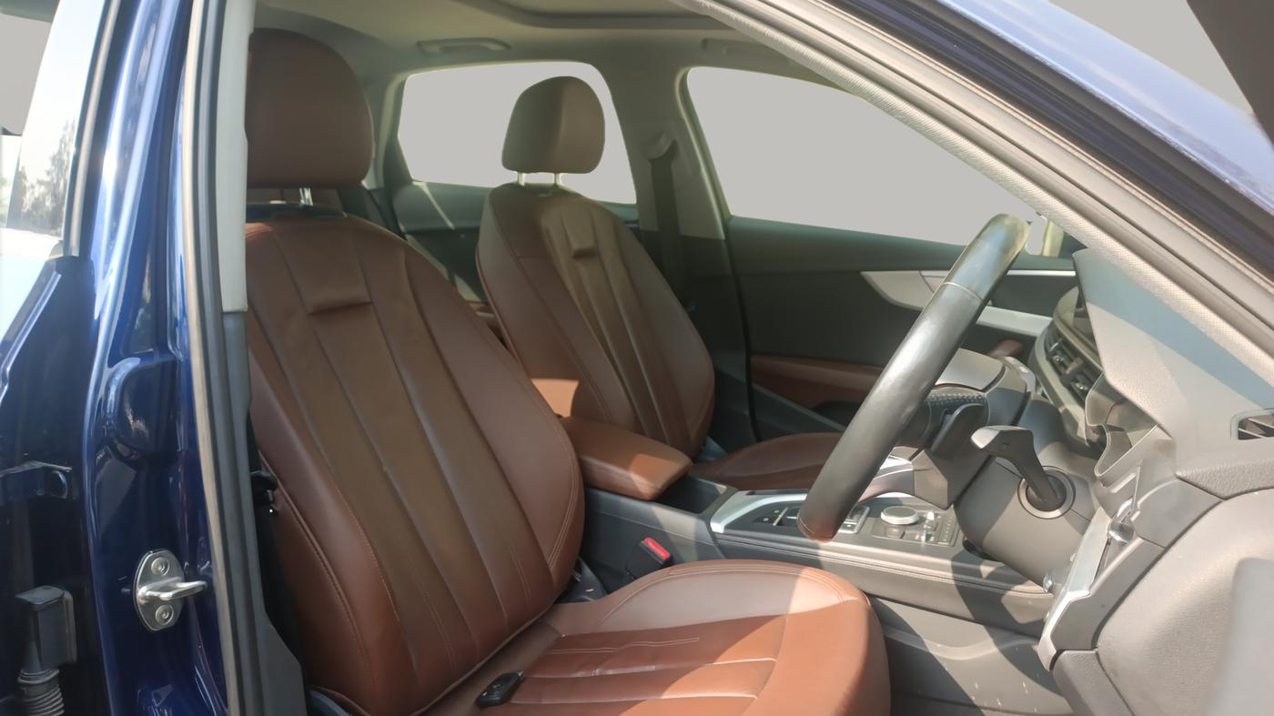 2019 Audi A4 35 TFSI S LINE PREMIUM PLUS , Petrol, Automatic, 81,516 km, Right Side Front Door Cabin