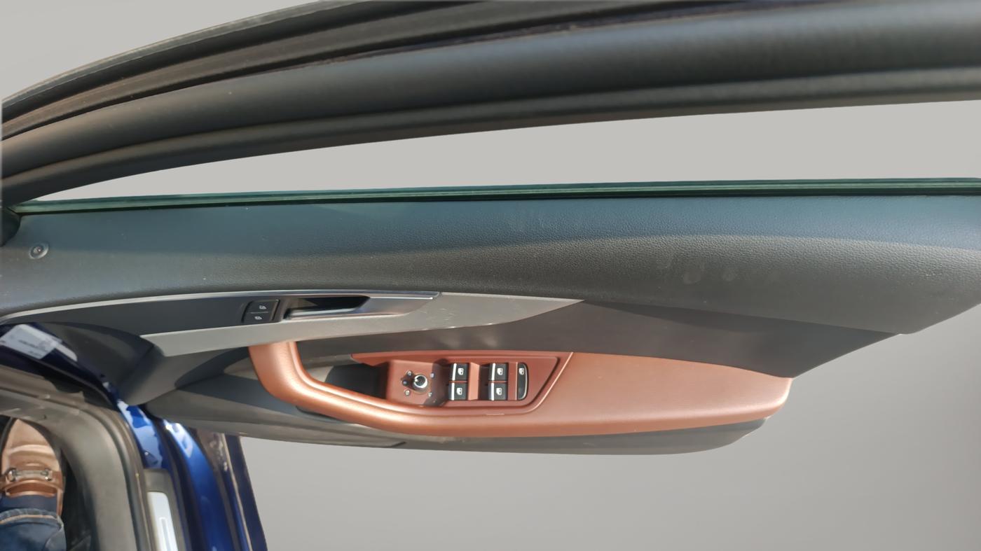 2019 Audi A4 35 TFSI S LINE PREMIUM PLUS , Petrol, Automatic, 81,516 km, Driver Side Door Panel Controls