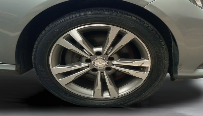 2015 Mercedes Benz E Class E 250 CDI AVANTGARDE, Diesel, Automatic, 95,400 km, Right Front Wheel