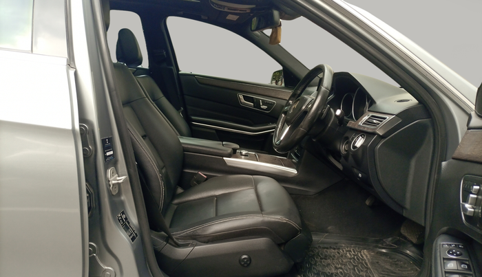 2015 Mercedes Benz E Class E 250 CDI AVANTGARDE, Diesel, Automatic, 95,400 km, Right Side Front Door Cabin