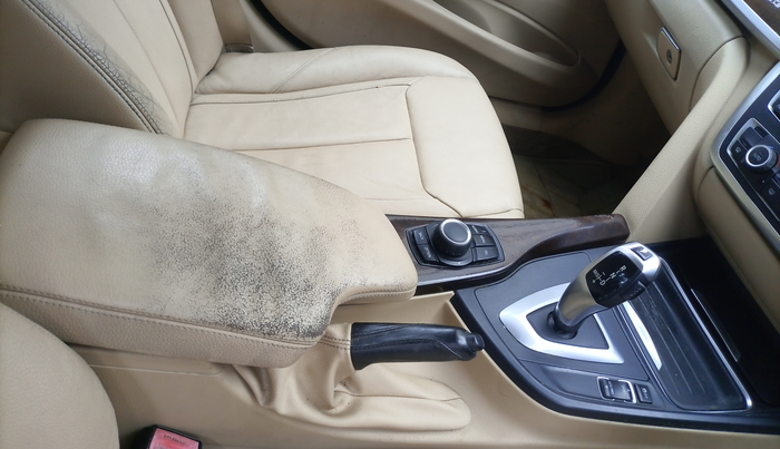 2013 BMW 3 Series 320D LUXURYLINE, Diesel, Automatic, 88,243 km, Gear Lever