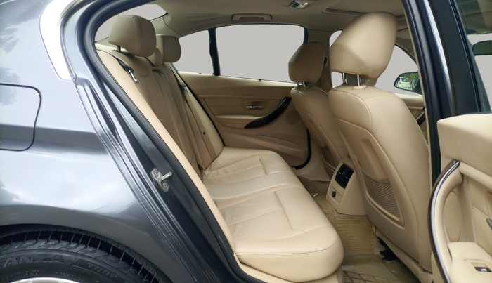 2013 BMW 3 Series 320D LUXURYLINE, Diesel, Automatic, 88,243 km, Right Side Rear Door Cabin