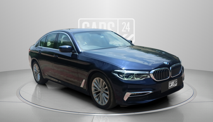2018 BMW 5 Series 520D LUXURY LINE, Diesel, Automatic, 62,000 km, Right Front Diagonal