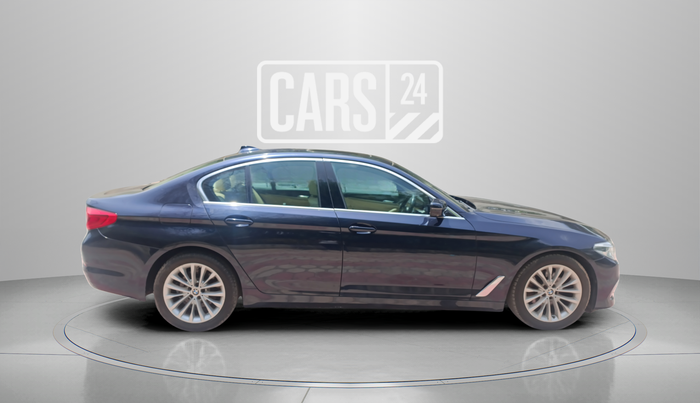 2018 BMW 5 Series 520D LUXURY LINE, Diesel, Automatic, 62,000 km, Right Side View
