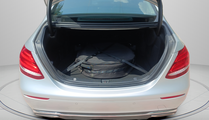 2018 Mercedes Benz E Class E 200 AVANTGARDE, Petrol, Automatic, 62,000 km, Boot Inside