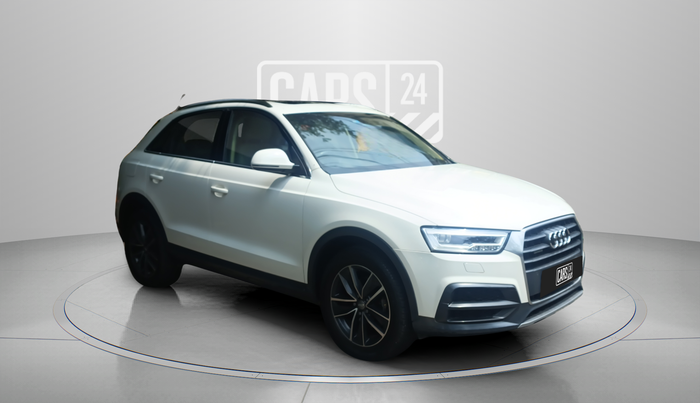 2018 Audi Q3 35 TDI Quattro, Diesel, Automatic, 35,000 km, Right Front Diagonal