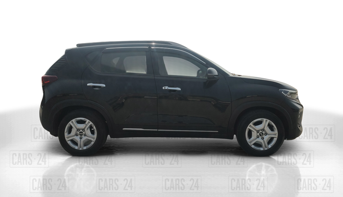 2021 KIA SONET HTX 1.5, Diesel, Manual, 39,800 km, Right Side View